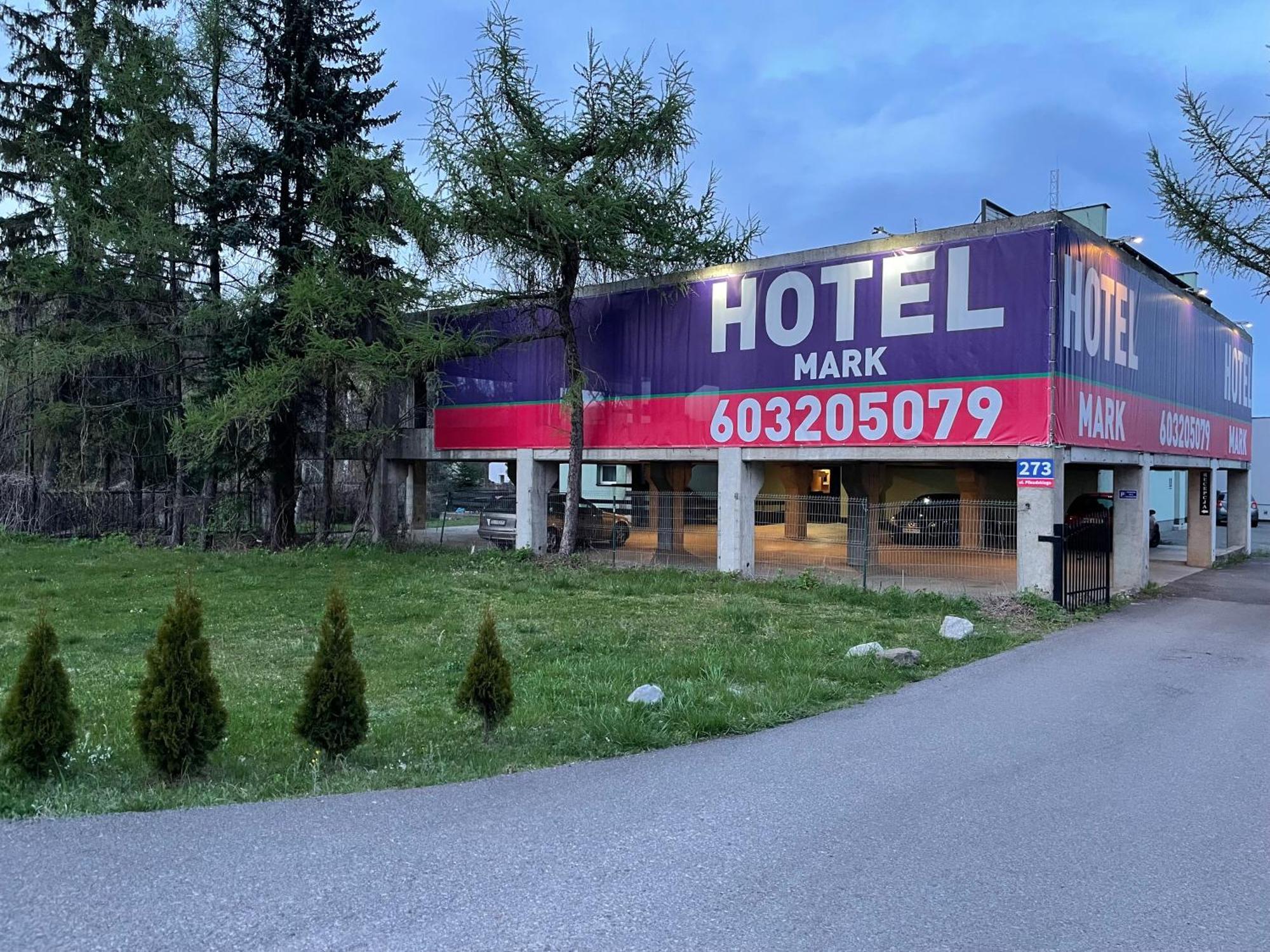 Hotel Mark Marki  Exterior photo